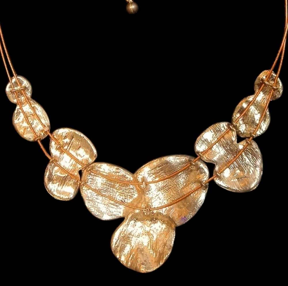 Adj.Copper Wire Necklace W Multi Colored Clay Inlet Colored Metal Embellishments - Picture 7 of 9